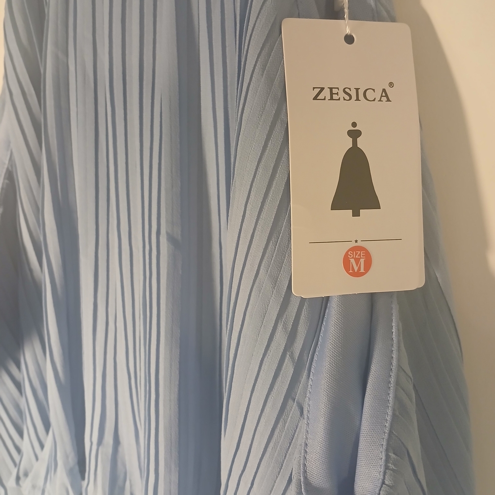 Elegant Blue Pleated Dress - Picture 2 of 12